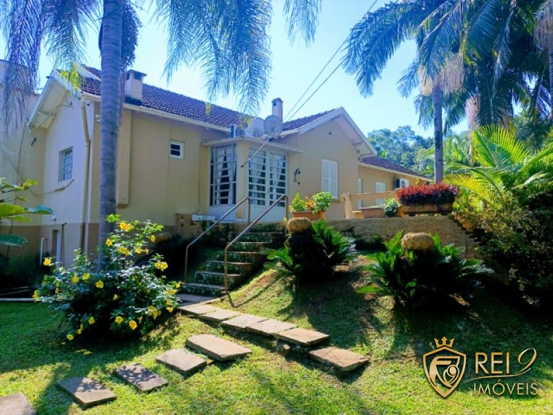 Sítio / Chácara 15.000m²  Casa 5 Dormitórios