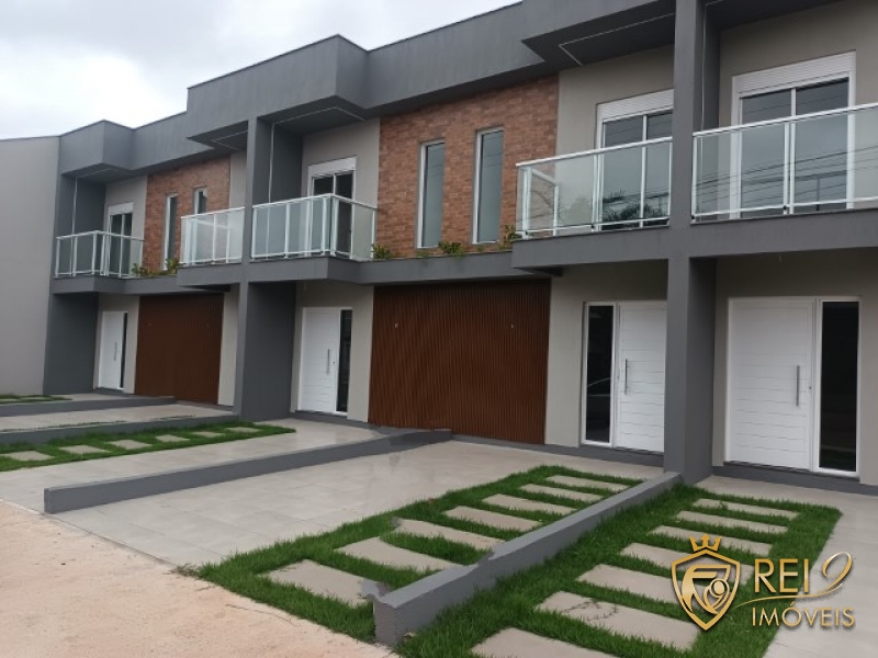 Sobrado 02 Dorm. Moinhos D'Água 1 quadra da AV. Benjamim