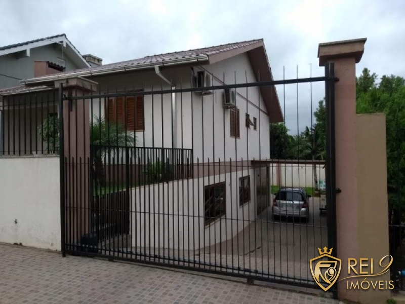 Casa 3 dorm. com suíte e Hidro