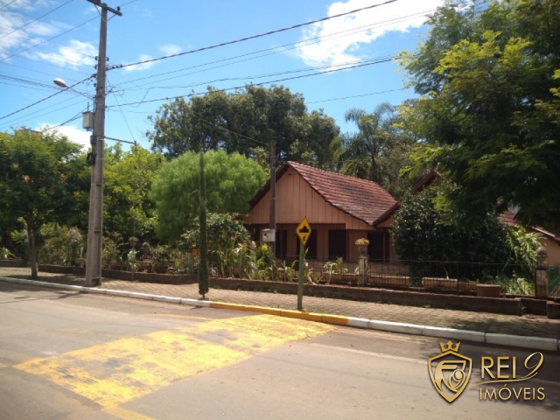 Sítio / Chácara  2,8ha com 44m de frente Centro