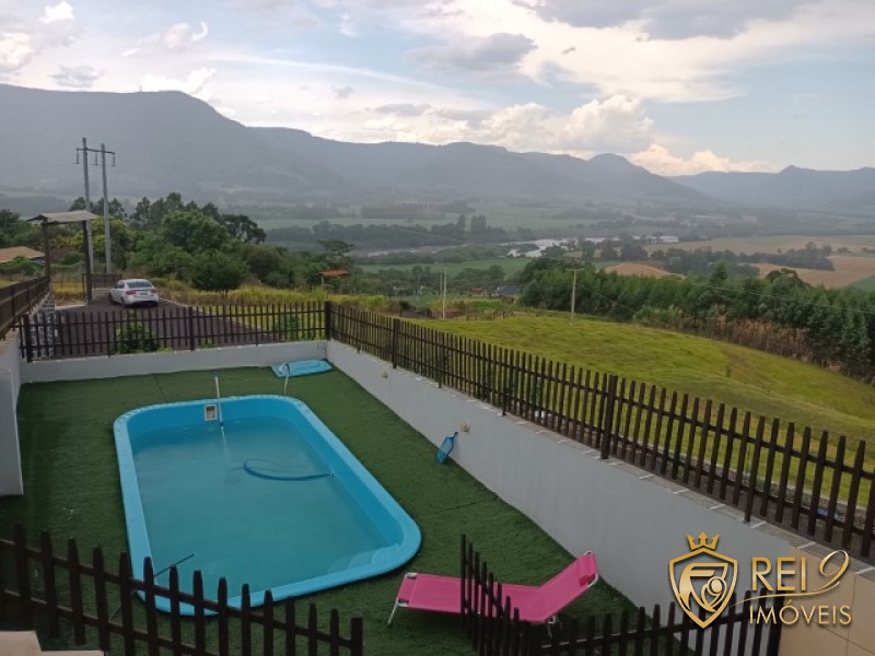 Sítio / Chácara  1.934m² c/ Piscina 11km de Lajeado